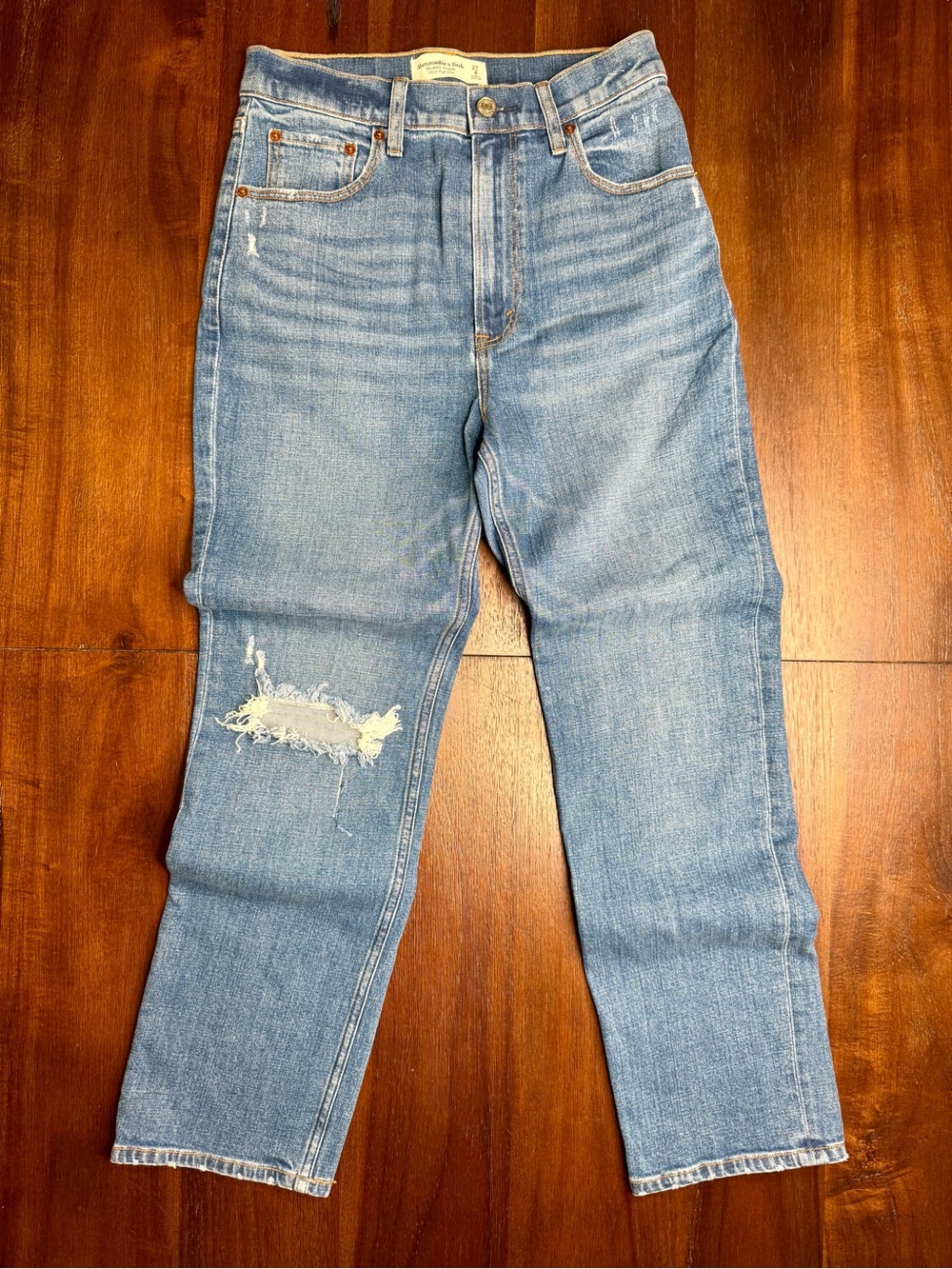 Abercrombie & Fitch The Ankle Straight Ultra High Rise Jeans Size 27